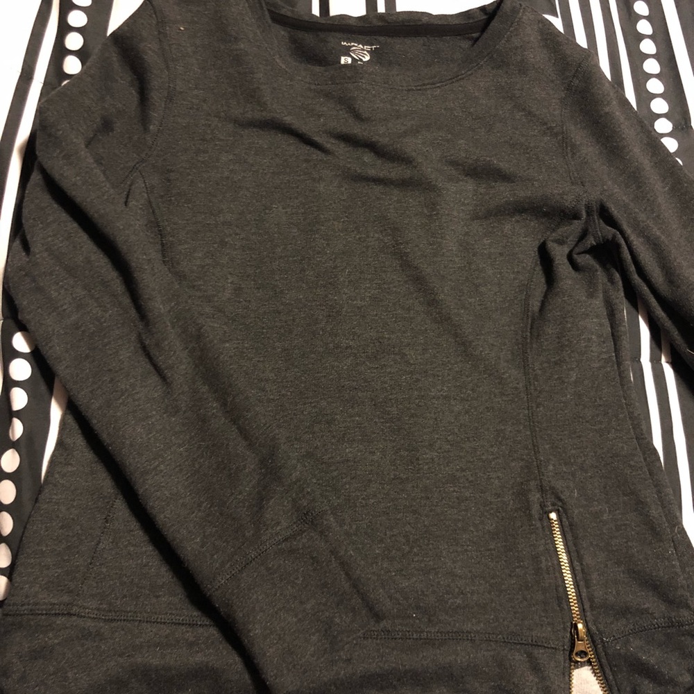 Misc, Shirts - Picture 4 of 6